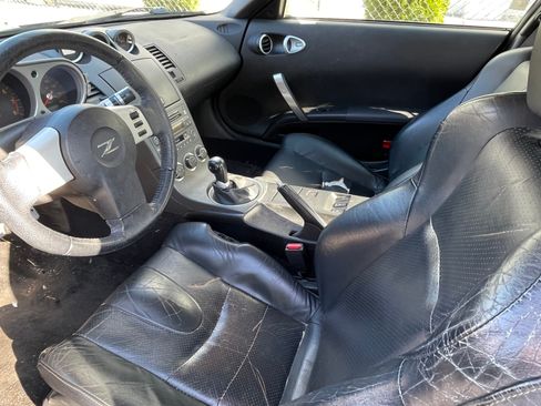 Used 2003 Nissan 350Z Touring image 10