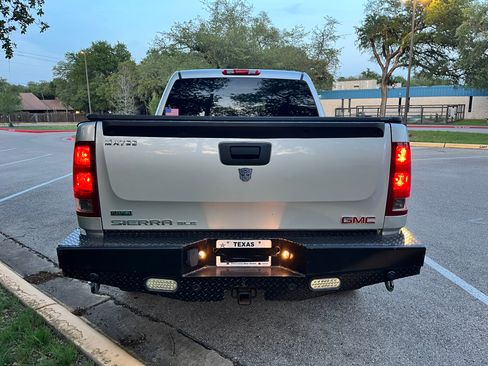Used 2010 GMC Sierra 1500 SLE w/ Power Pack Plus AWD/4WD image 13