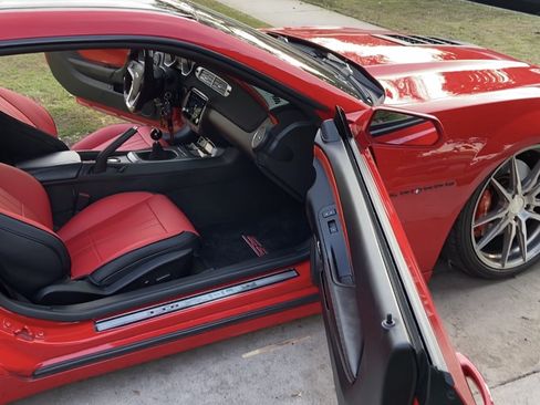 Used 2014 Chevrolet Camaro SS image 17