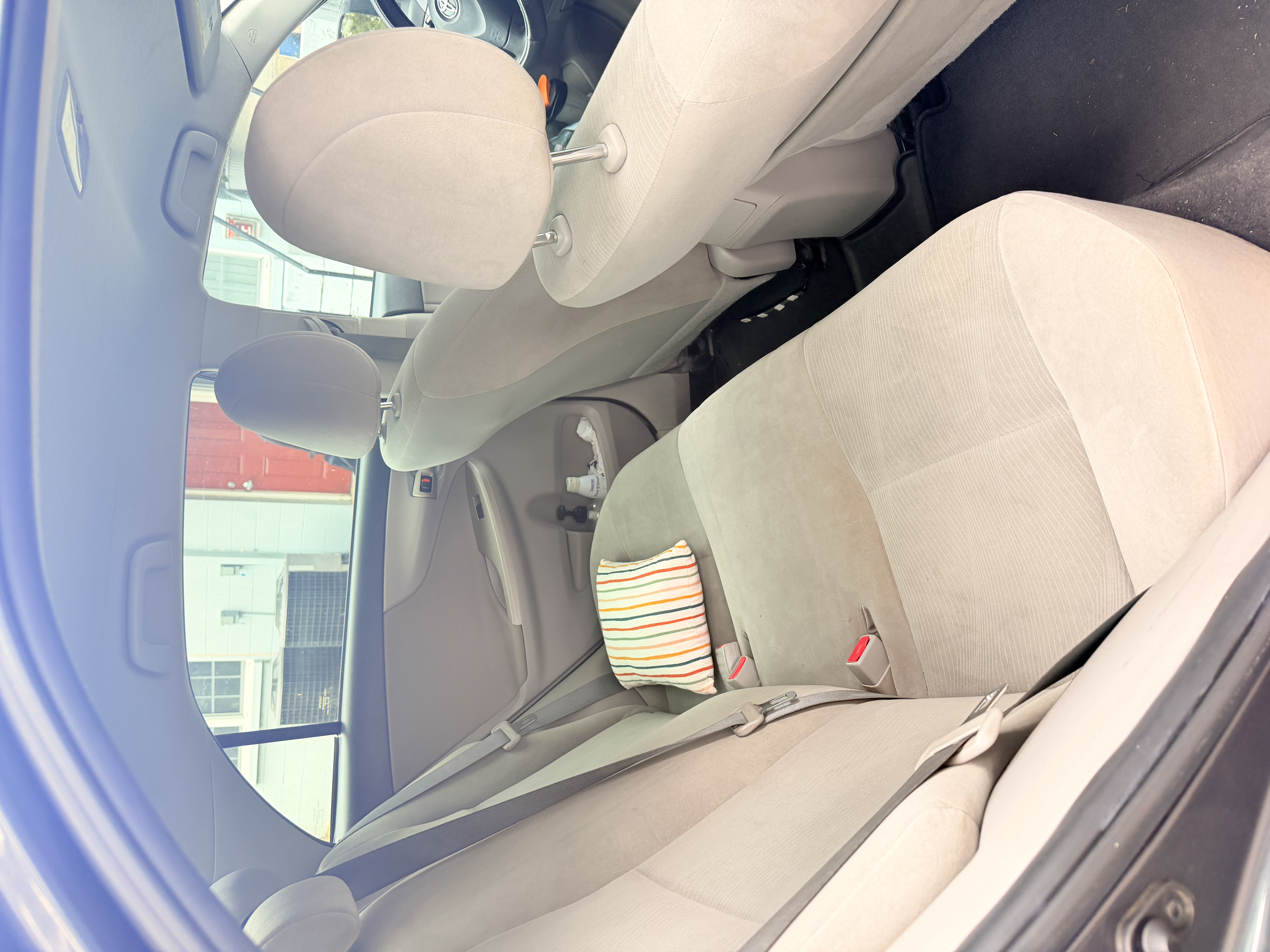 Used 2012 Toyota Corolla LE FWD image 10