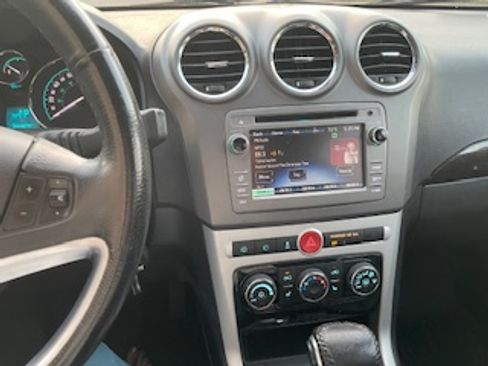 Used 2014 Chevrolet Captiva Sport LT w/ Convenience Package image 26