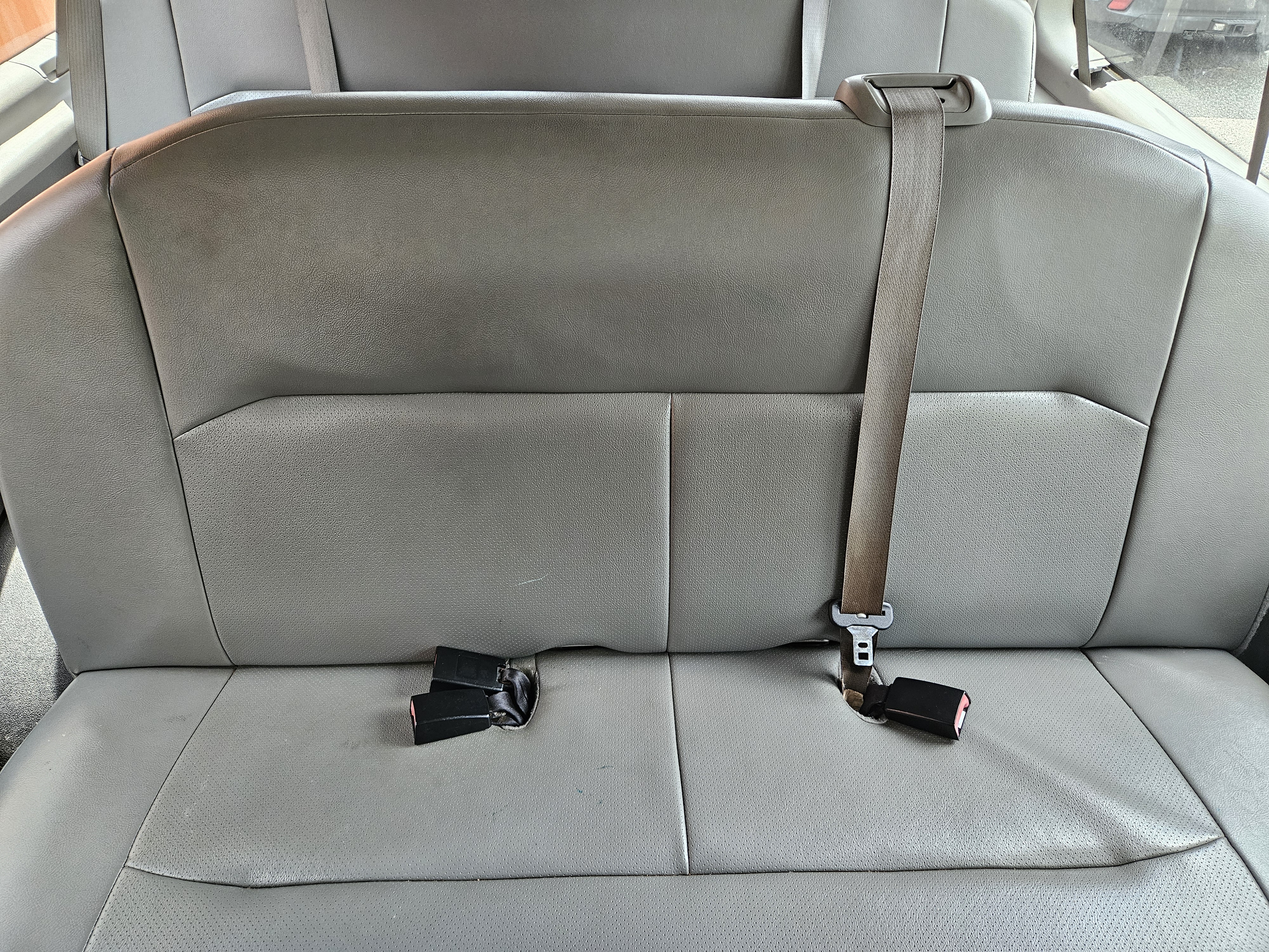 Used 2009 Ford E-350 and Econoline 350 XL RWD image 9