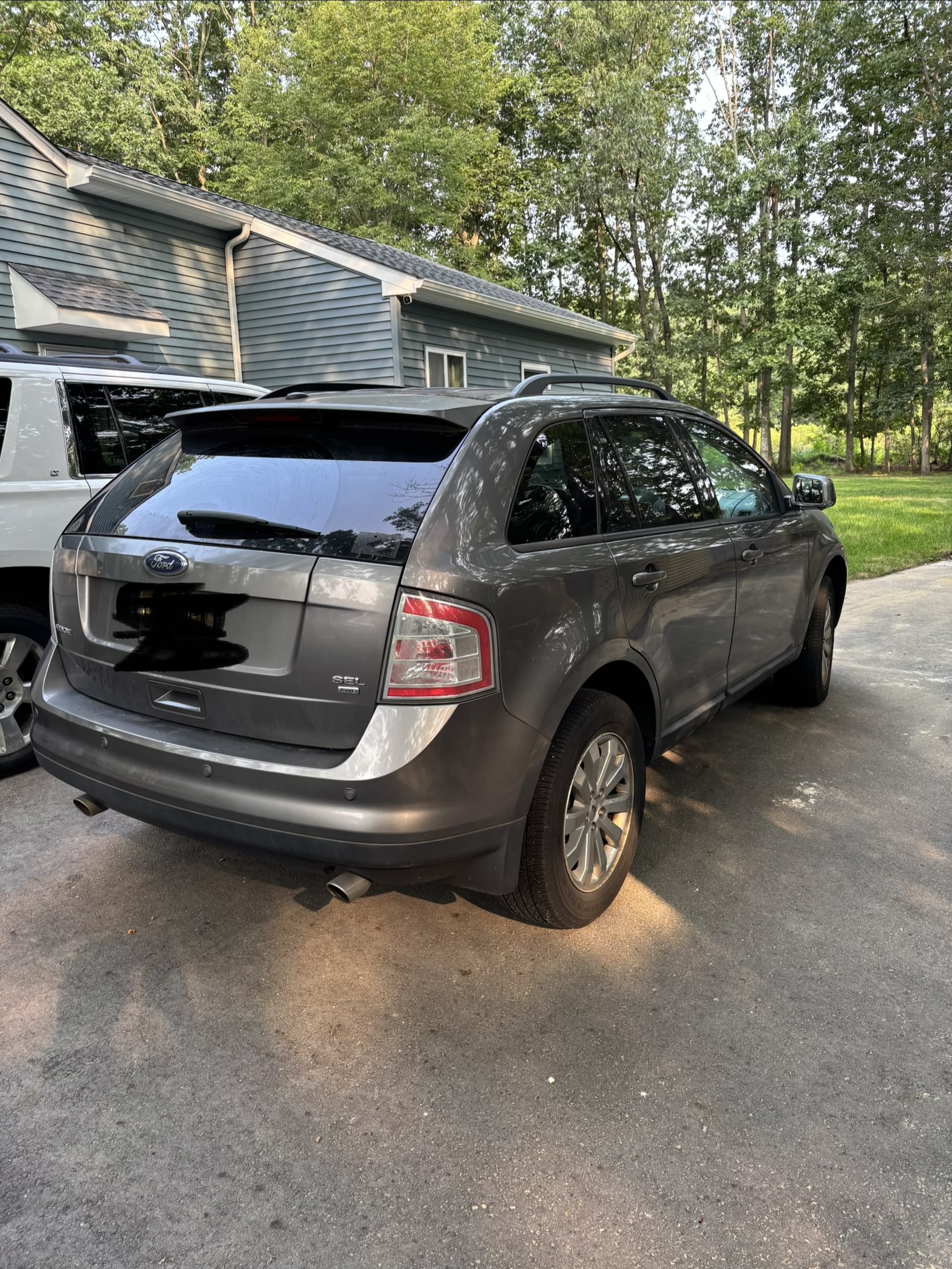 Used 2009 Ford Edge SEL AWD/4WD image 2