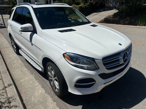 Used 2016 Mercedes-Benz GLE 350 350 Sport Utility 4D image 5