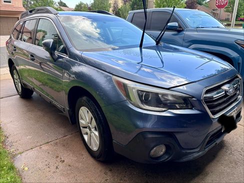 Used 2018 Subaru Outback 2.5i Premium AWD/4WD image 8