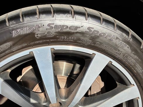 Used 2015 Porsche Panamera 4 image 5