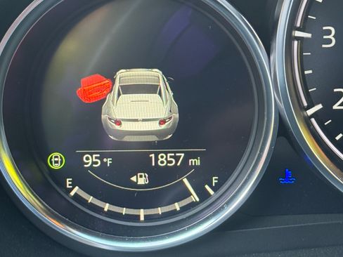 Used 2025 MAZDA MX-5 Miata RF Club w/ Weather Package RWD image 12