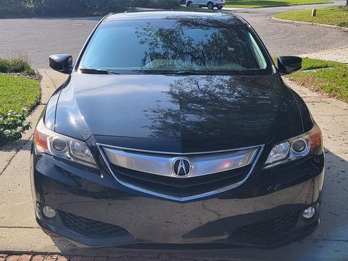 Used 2014 Acura ILX w/ Premium Package image 2