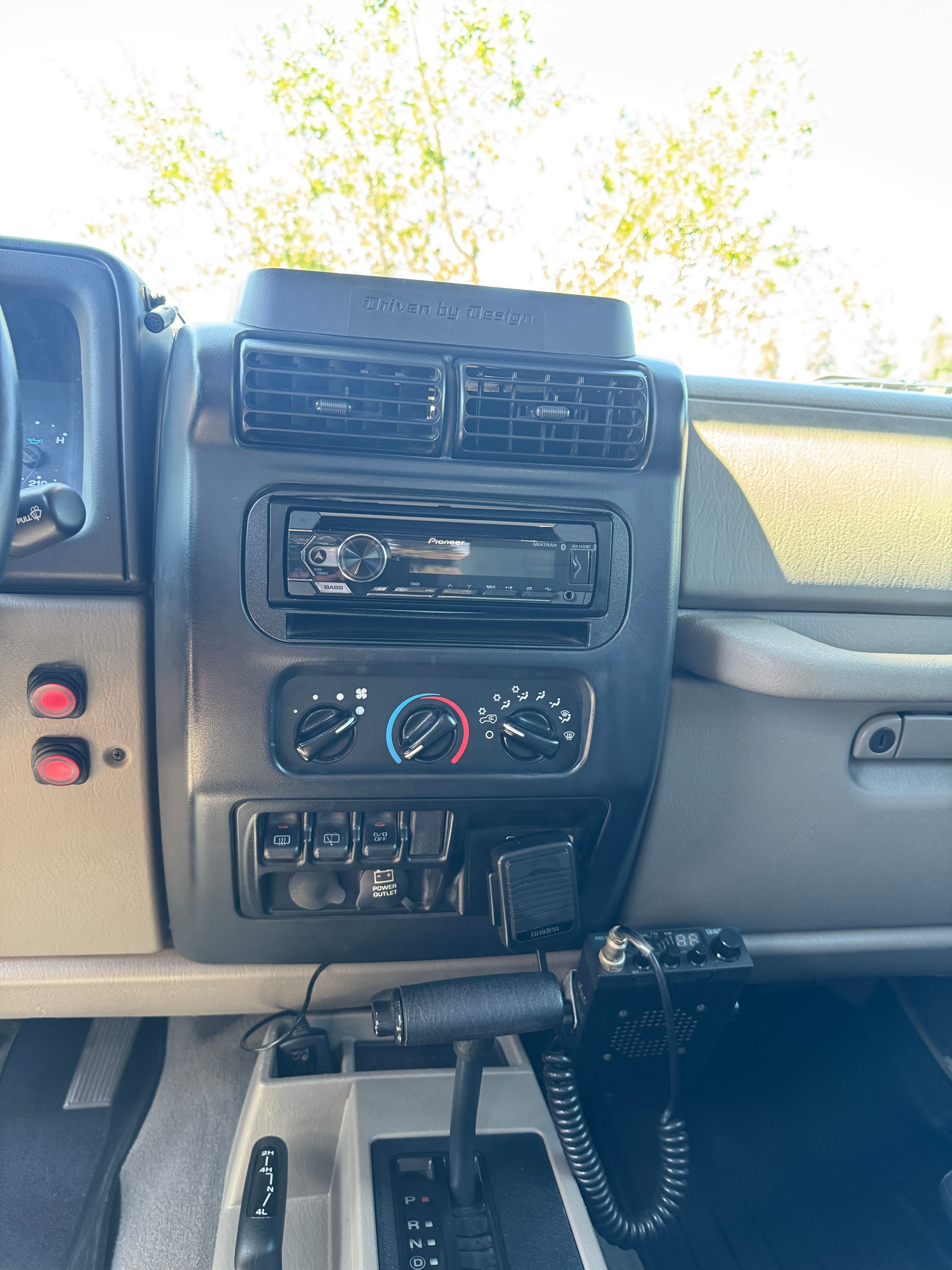 Used 2006 Jeep Wrangler Unlimited AWD/4WD image 10