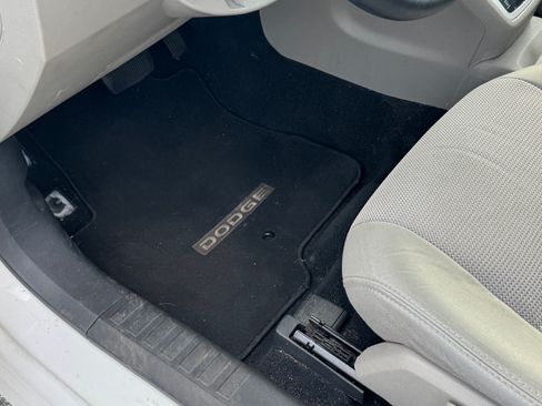 Used 2012 Dodge Caliber SXT image 14