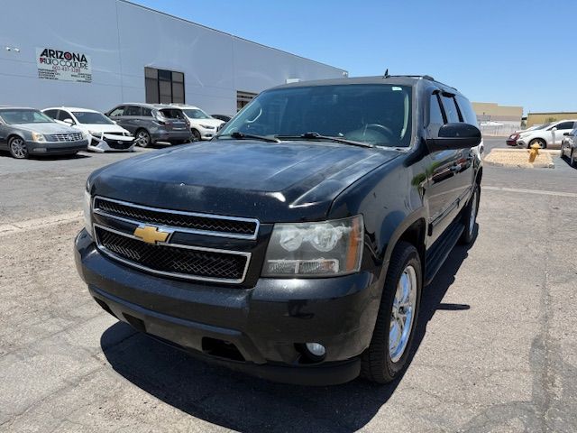 Used 2013 Chevrolet Suburban LT AWD/4WD image 4
