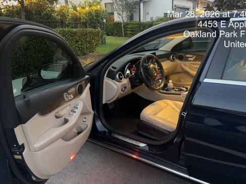 Used 2015 Mercedes-Benz C 300 Sedan image 6