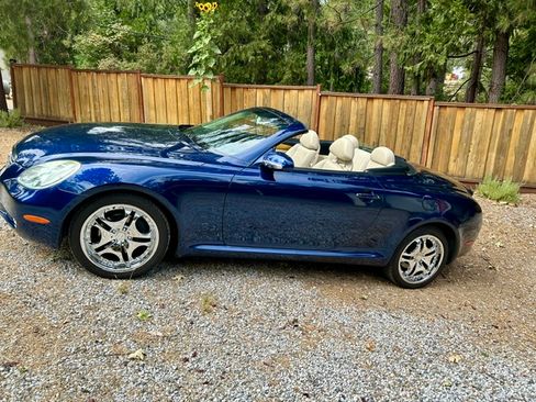 Used 2002 Lexus SC 430 Convertible RWD image 4