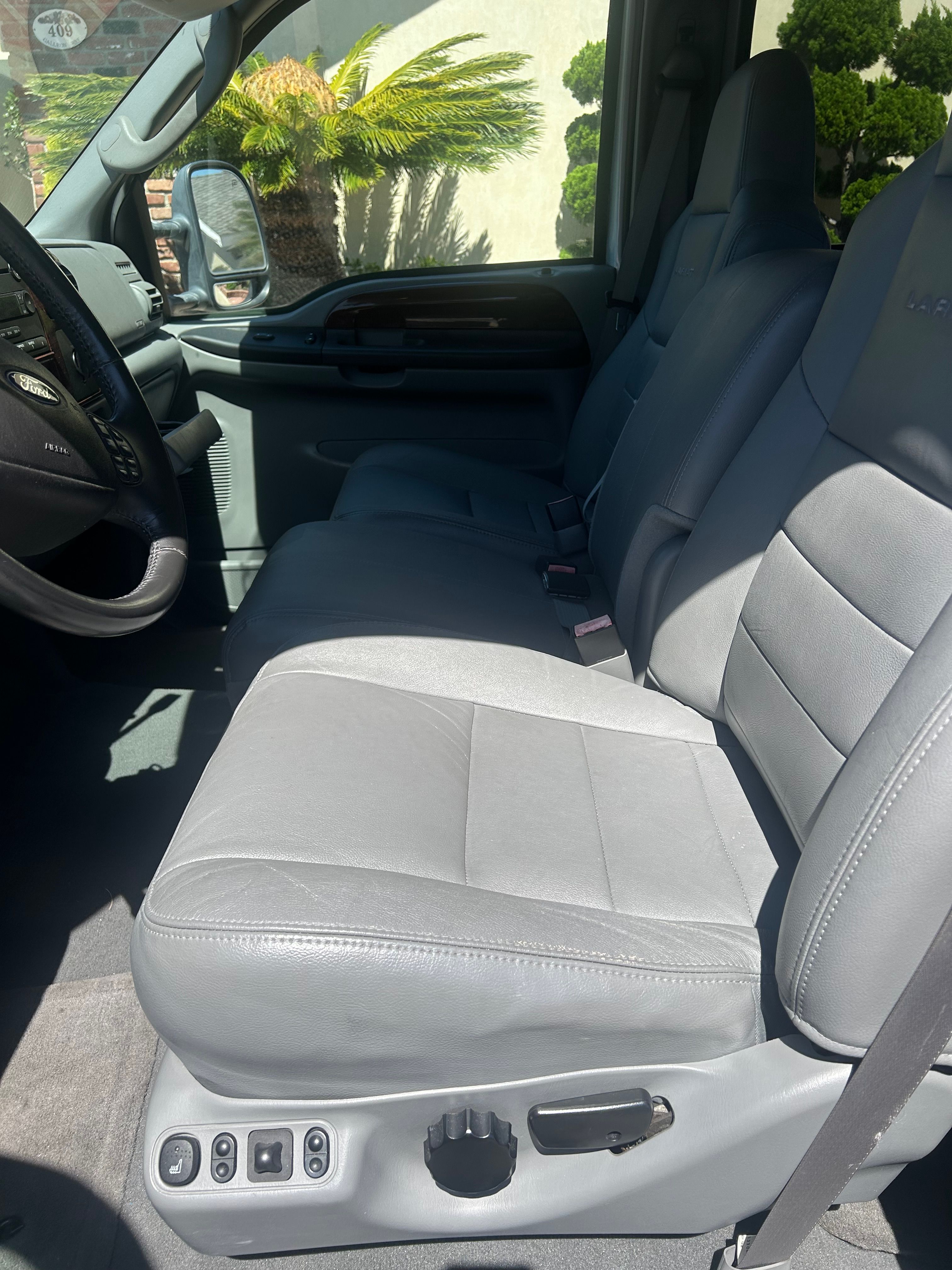 Used 2006 Ford F350 Lariat AWD/4WD image 15