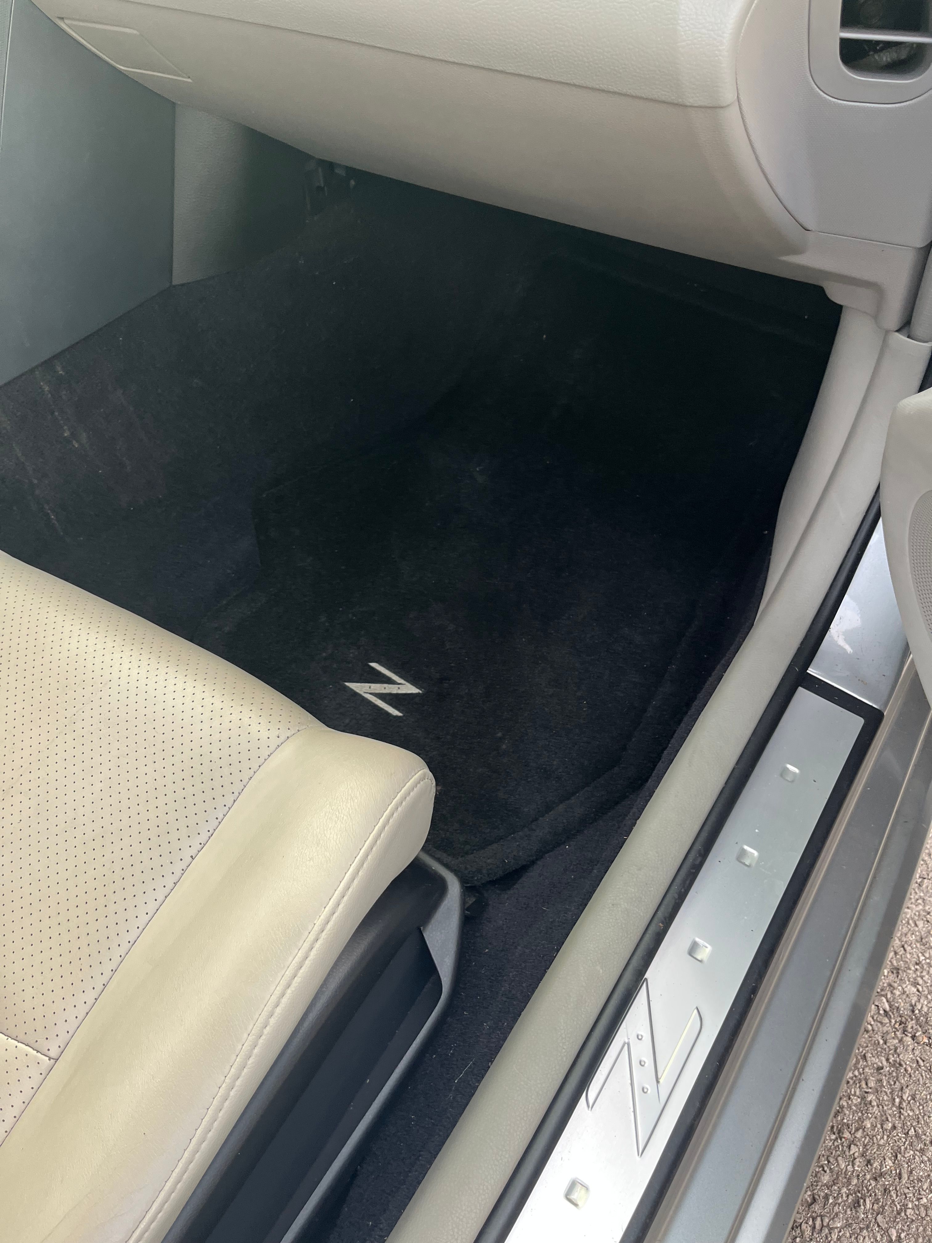 Used 2003 Nissan 350Z Touring RWD image 9