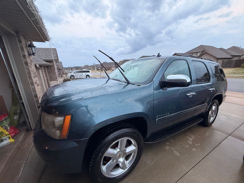 Used 2009 Chevrolet Tahoe LTZ image 1