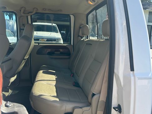 Used 2005 Ford F250 Lariat AWD/4WD image 10
