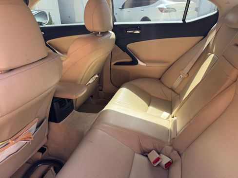 Used 2007 Lexus IS 250 RWD image 10