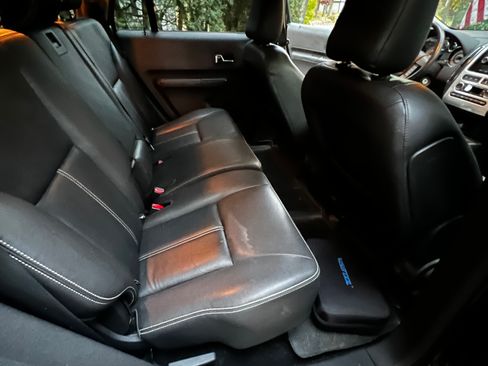 Used 2010 Ford Edge SEL image 16