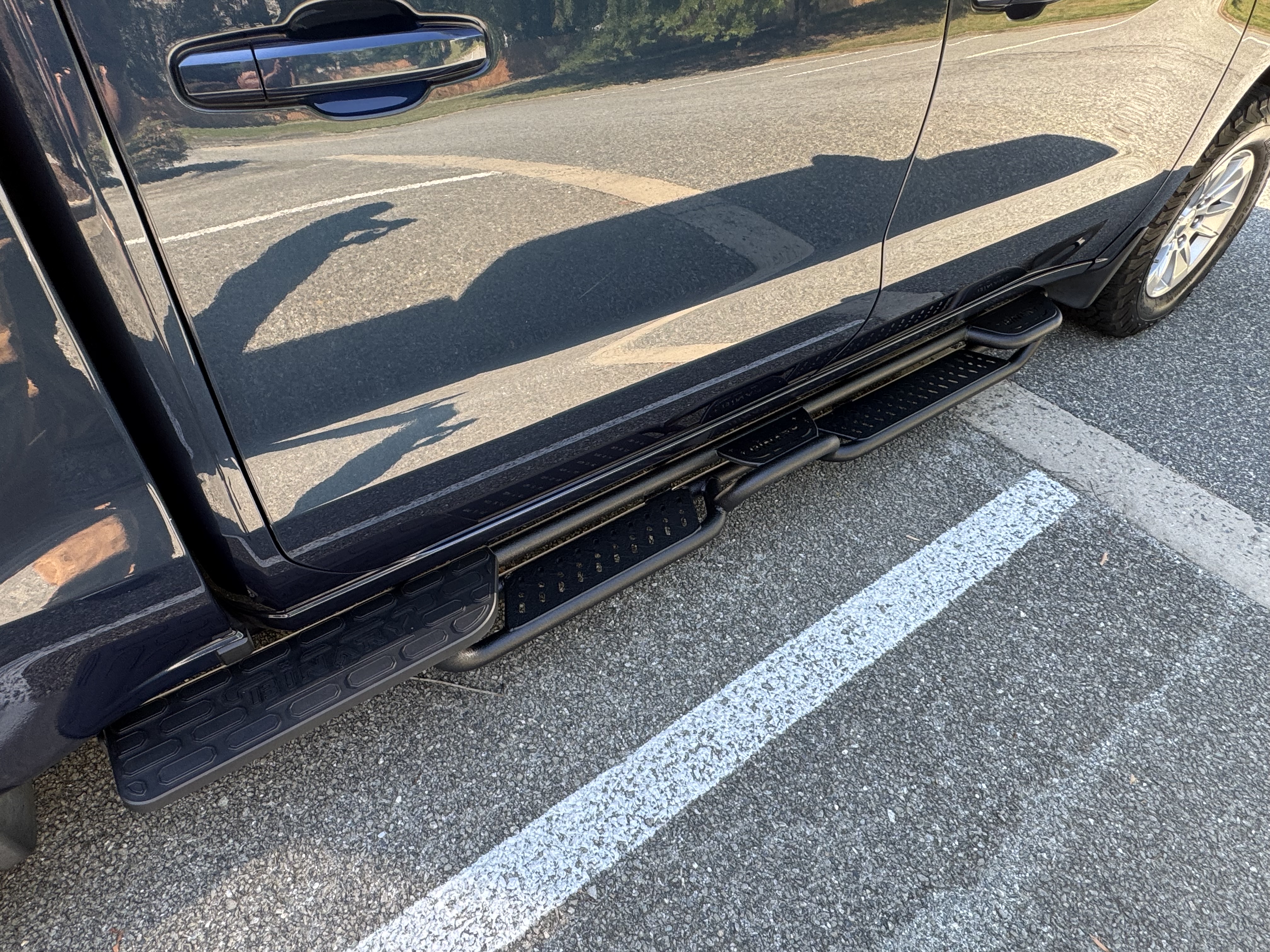 Used 2020 Chevrolet Silverado 1500 LT w/ All-Star Edition AWD/4WD image 9