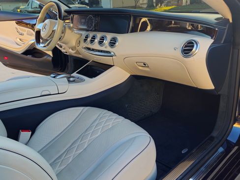 Used 2017 Mercedes-Benz S 550 4MATIC Coupe image 9