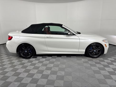 Used 2017 BMW M240i xDrive Convertible image 10