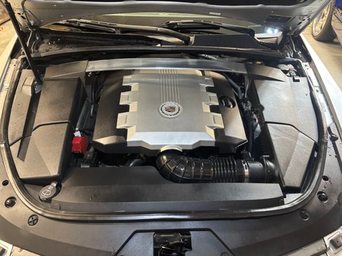 Used 2009 Cadillac CTS Luxury image 9