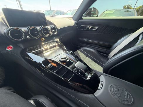 Used 2020 Mercedes-Benz AMG GT R image 27