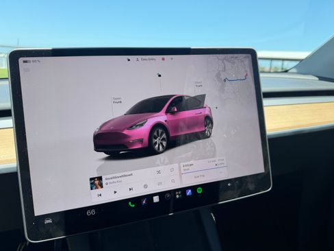 Used 2023 Tesla Model Y Long Range AWD/4WD image 16