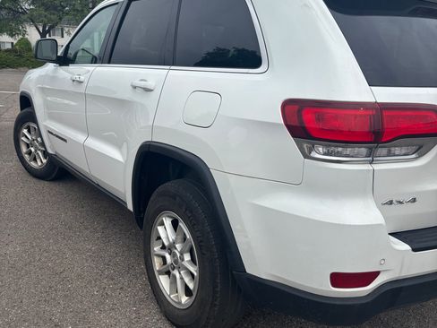 Used 2020 Jeep Grand Cherokee Laredo w/ Security & Convenience Group AWD/4WD image 8