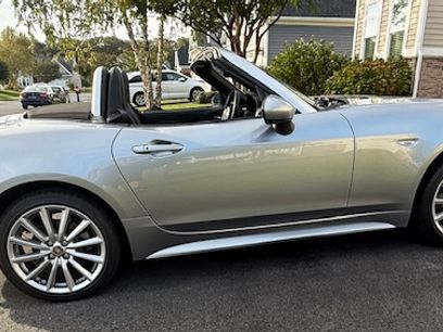 Used 2017 FIAT 124 Spider Lusso