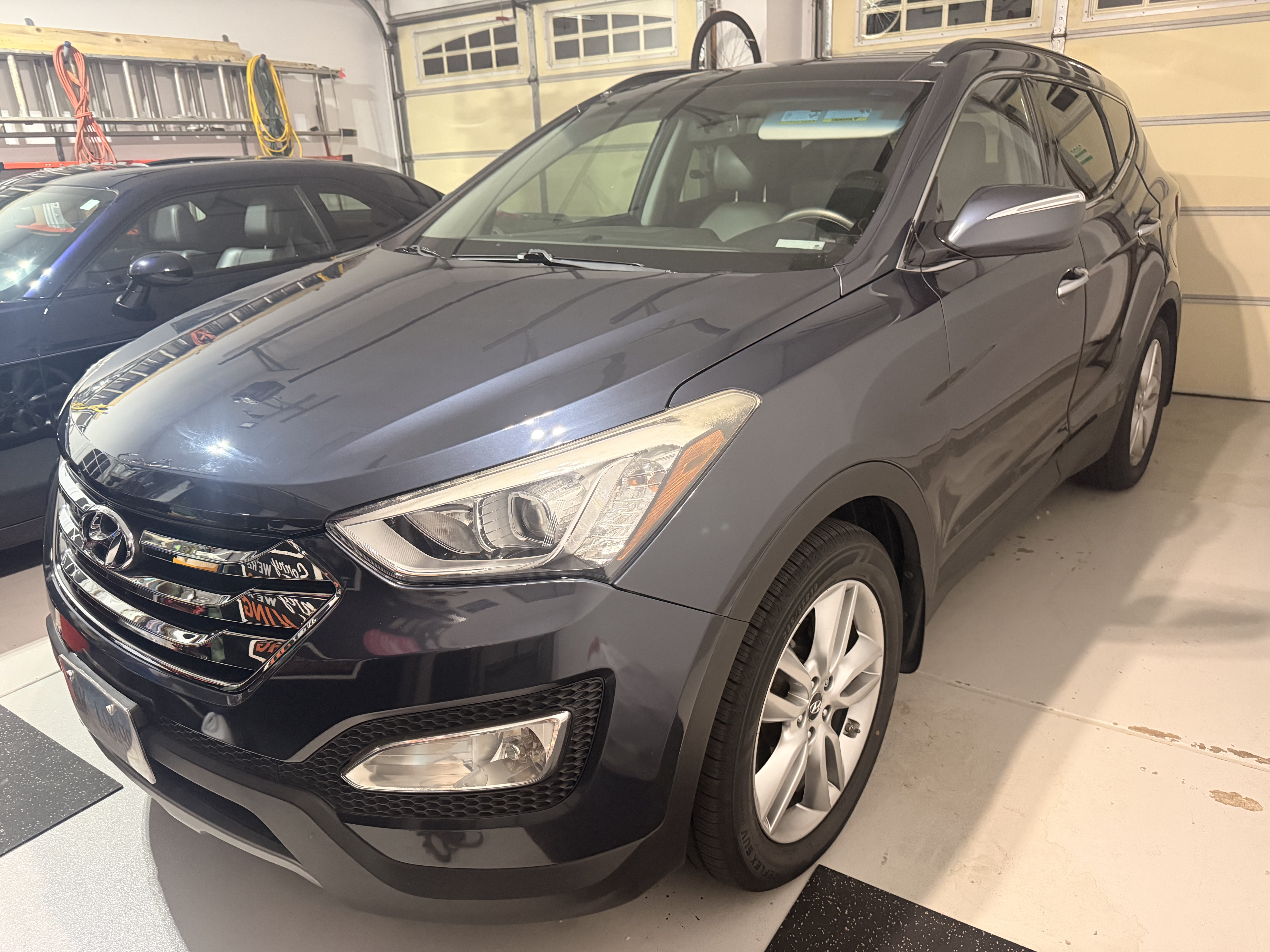 Used 2014 Hyundai Santa Fe Sport 2.0T w/ Technology Package 05 FWD image 1
