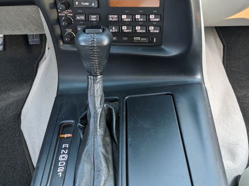 Used 1995 Chevrolet Corvette Coupe image 20