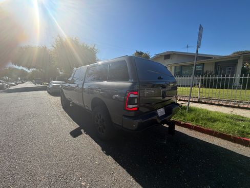 Used 2020 RAM 3500 Big Horn w/ Night Edition image 4