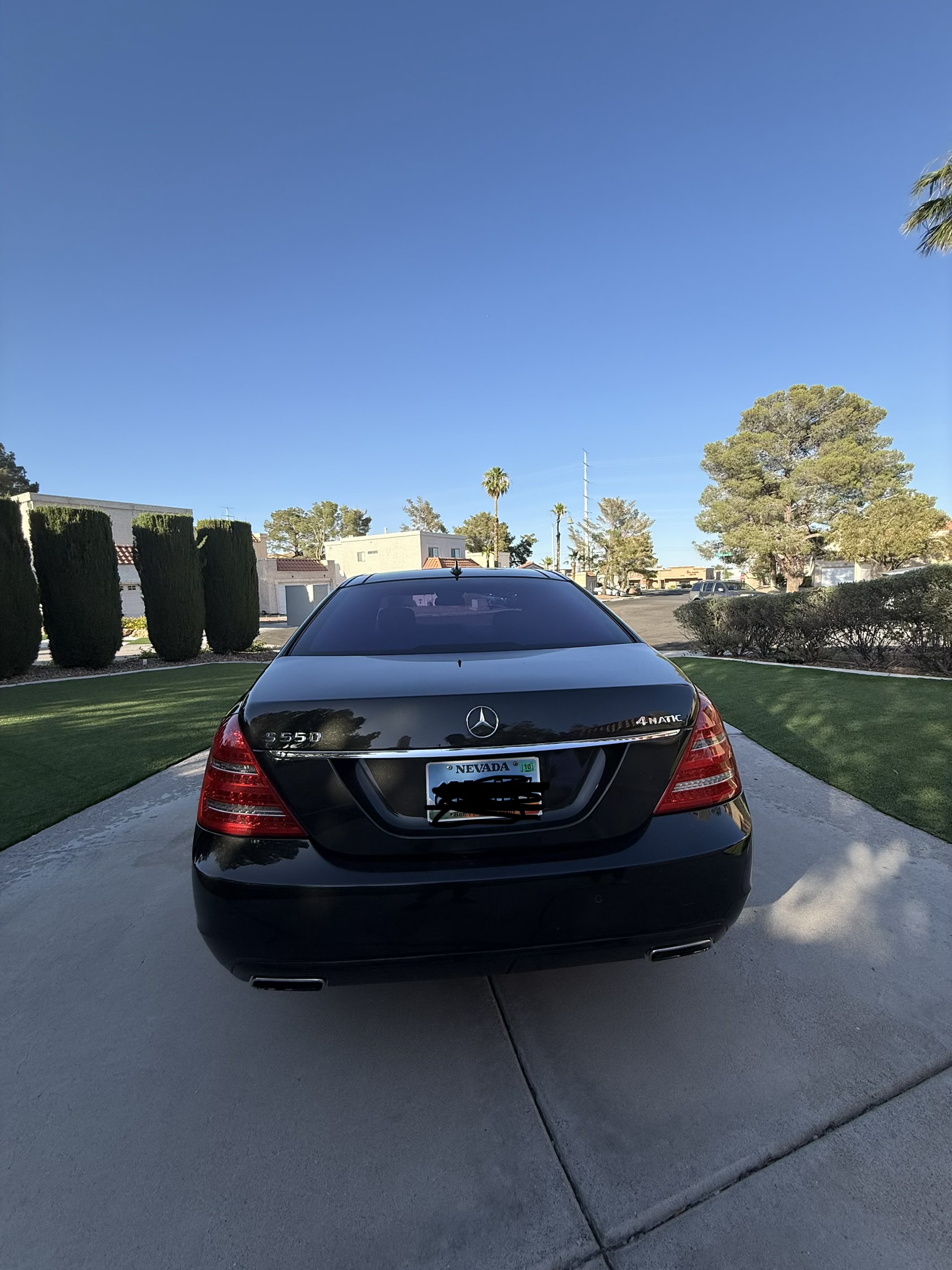 Used 2012 Mercedes-Benz S 550 4MATIC image 11