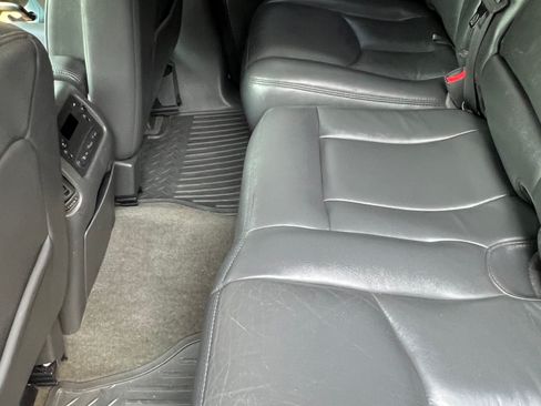 Used 2005 GMC Sierra 2500 SLT AWD/4WD image 20