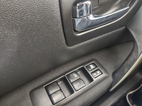 Used 2012 Nissan Rogue S w/ Special Edition Pkg image 8