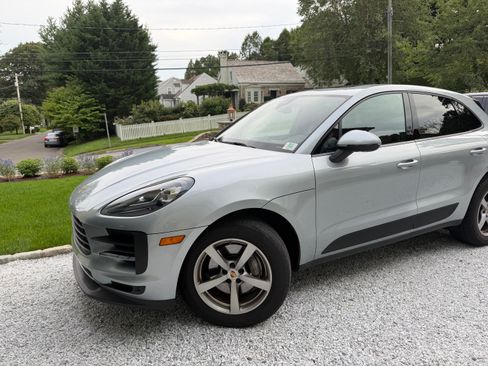 Used 2020 Porsche Macan AWD/4WD image 4