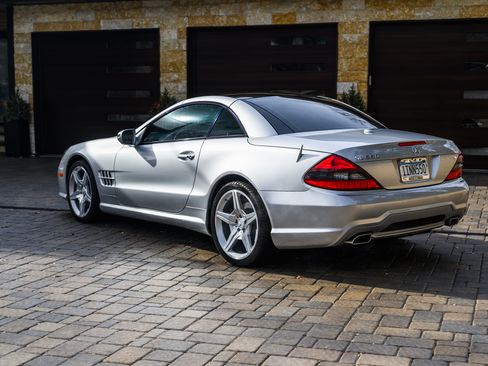 Used 2009 Mercedes-Benz SL 550 image 6