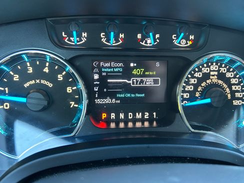 Used 2013 Ford F150 XLT w/ Luxury Equipment Group image 11