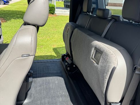 Used 2015 Ford F150 XL w/ Equipment Group 101A Mid AWD/4WD image 10