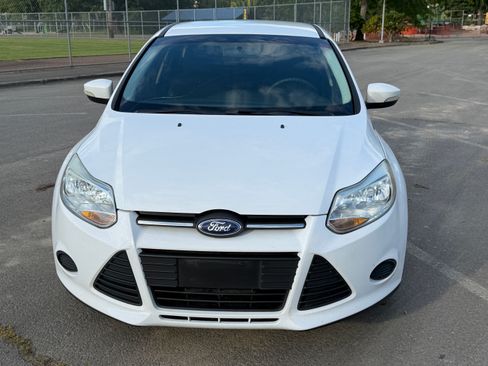 Used 2014 Ford Focus SE FWD image 16