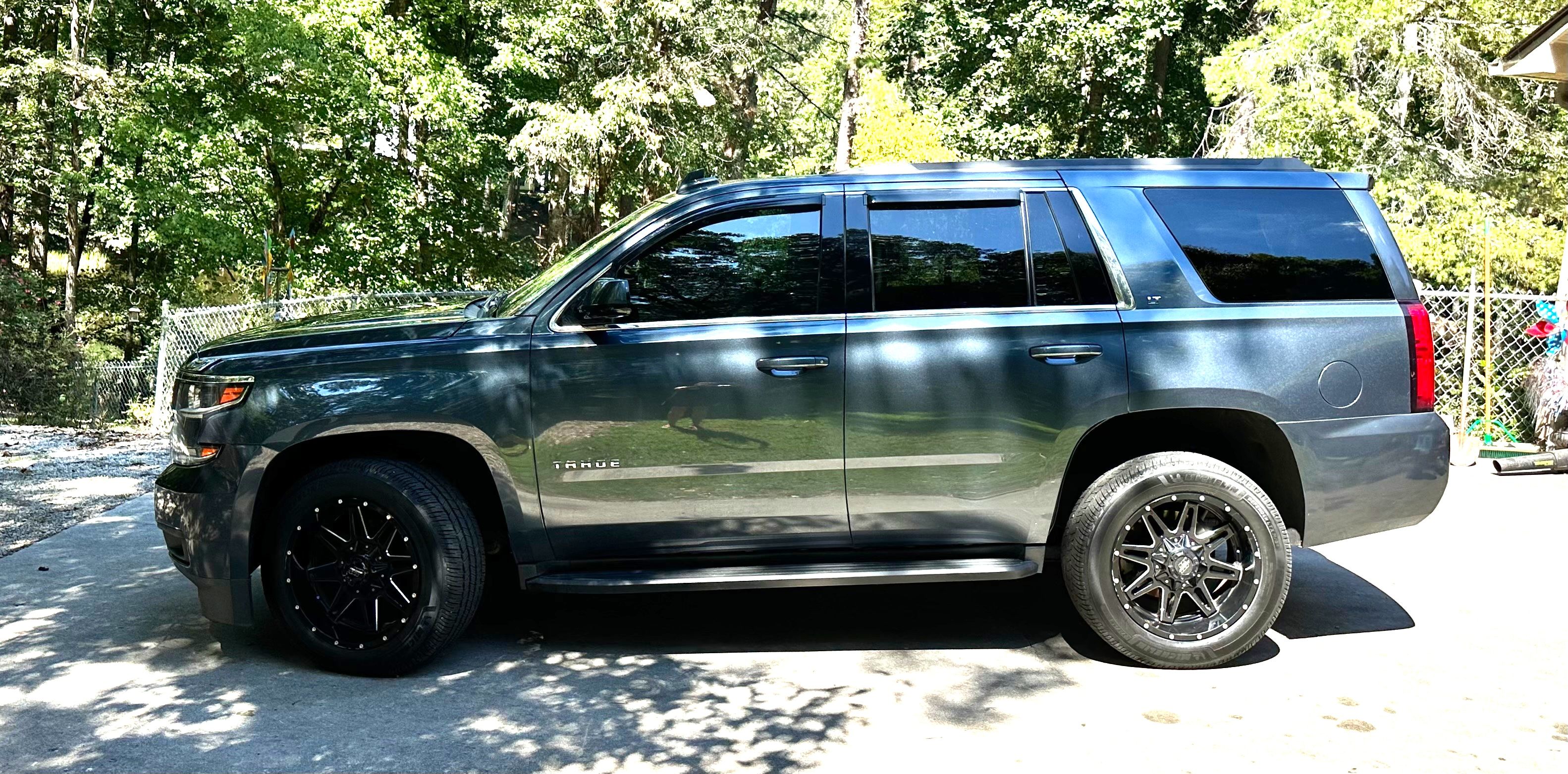 Used 2019 Chevrolet Tahoe LT AWD/4WD image 11