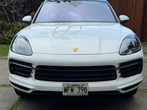 Used 2020 Porsche Cayenne image 4
