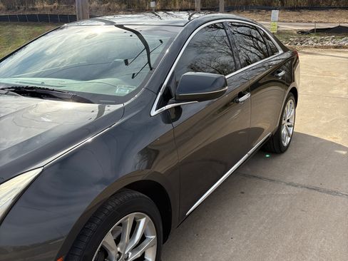 Used 2016 Cadillac XTS Luxury image 9