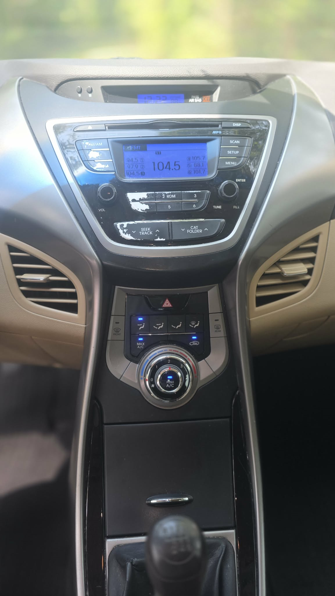 Used 2013 Hyundai Elantra GLS FWD image 9