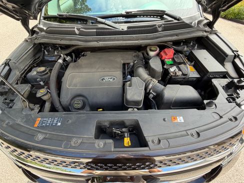 Used 2014 Ford Explorer Limited w/ Equipment Group 302A AWD/4WD image 6
