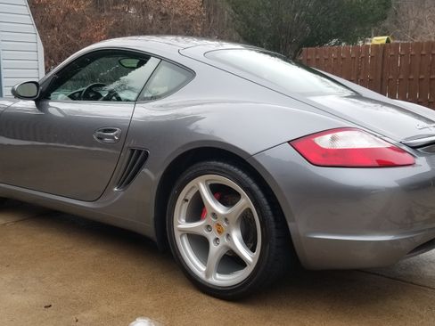 Used 2006 Porsche Cayman S image 8