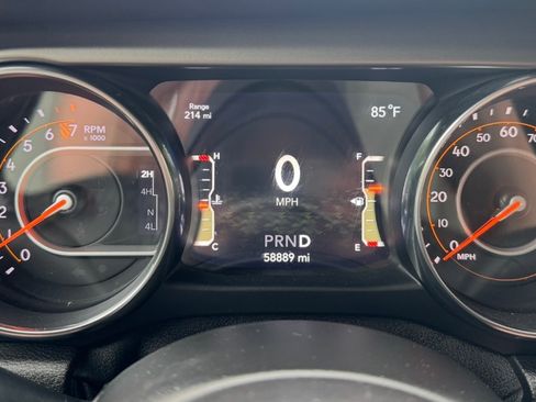 Used 2019 Jeep Wrangler Sport AWD/4WD image 11