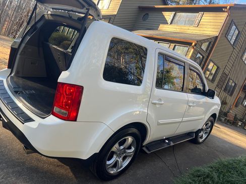 Used 2014 Honda Pilot EX-L image 10